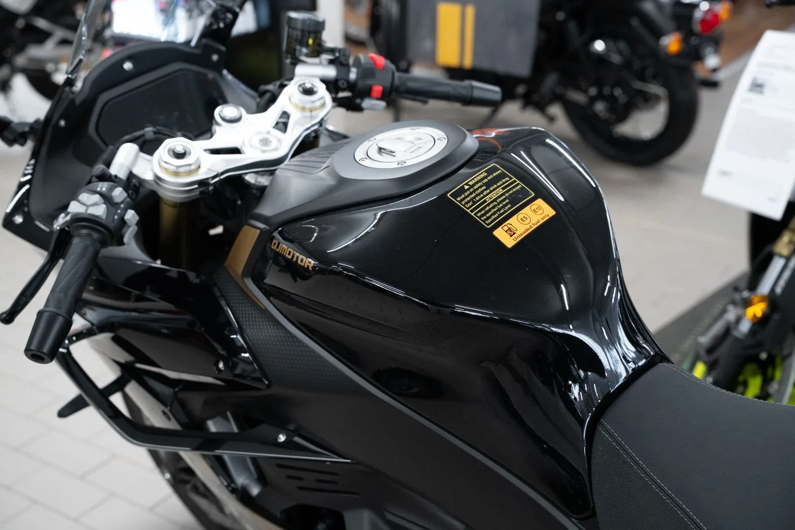 QJ Motor SRK 600 RS