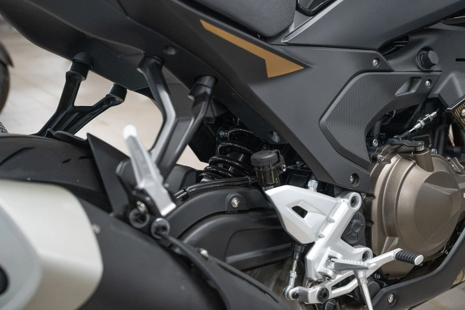 QJ Motor SRK 600 RS
