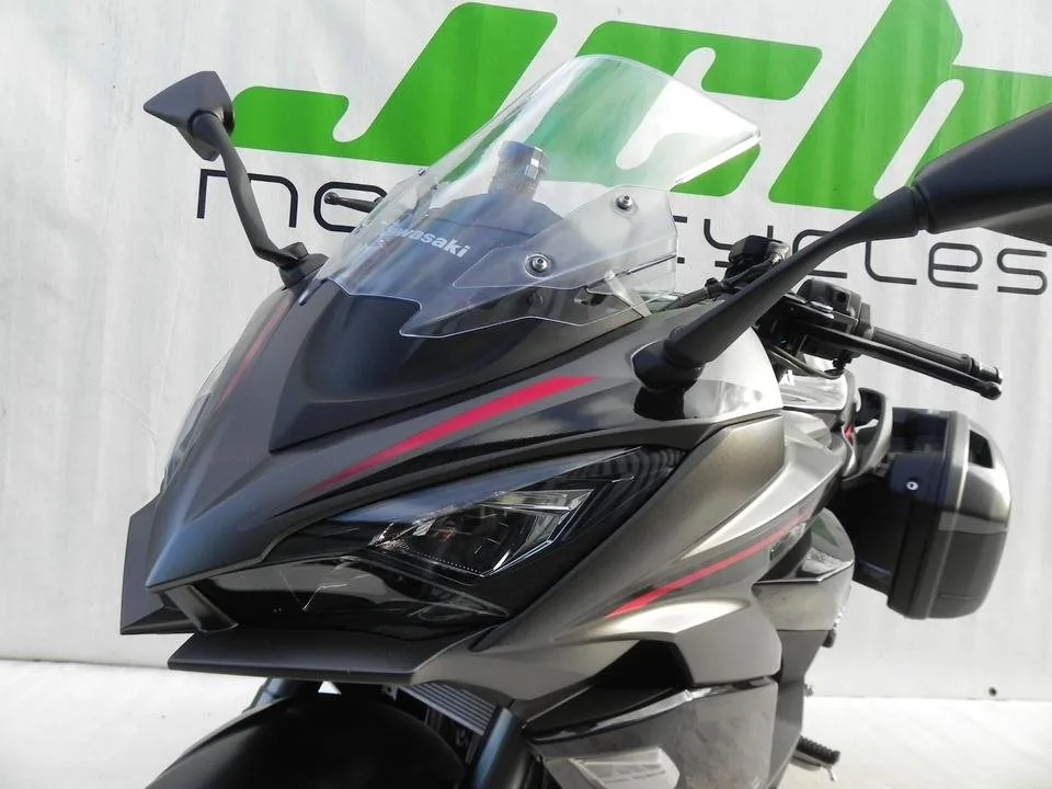 Kawasaki Ninja 1100SX SE