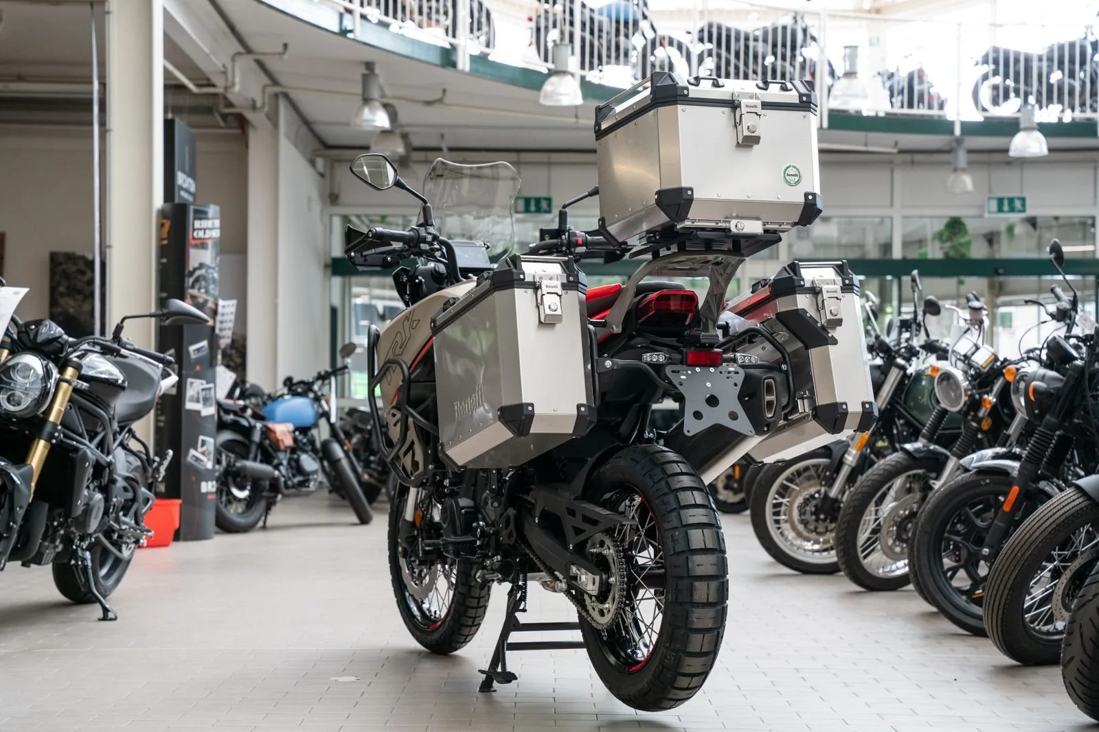 Benelli TRK 702 X