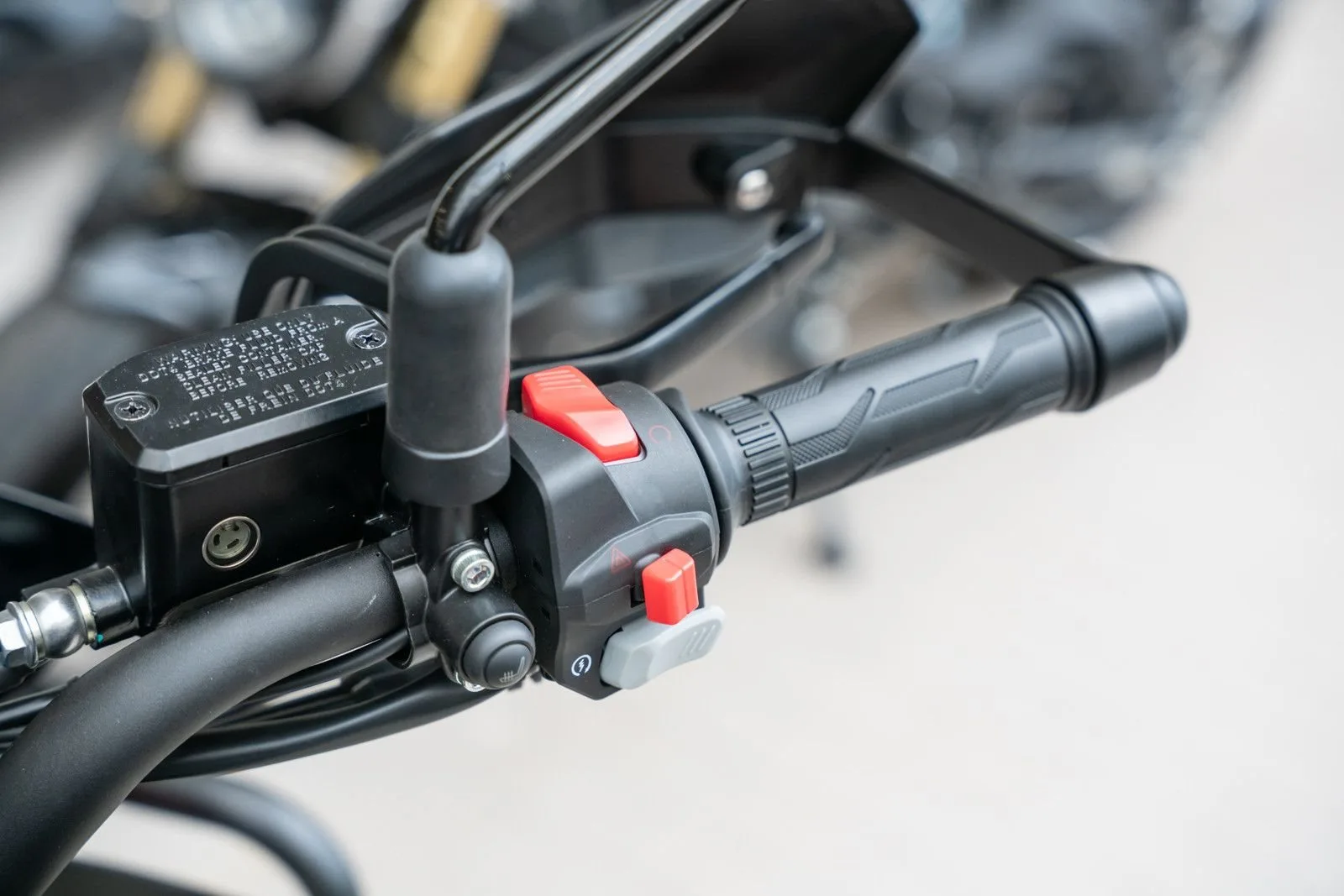 Benelli TRK 702 X
