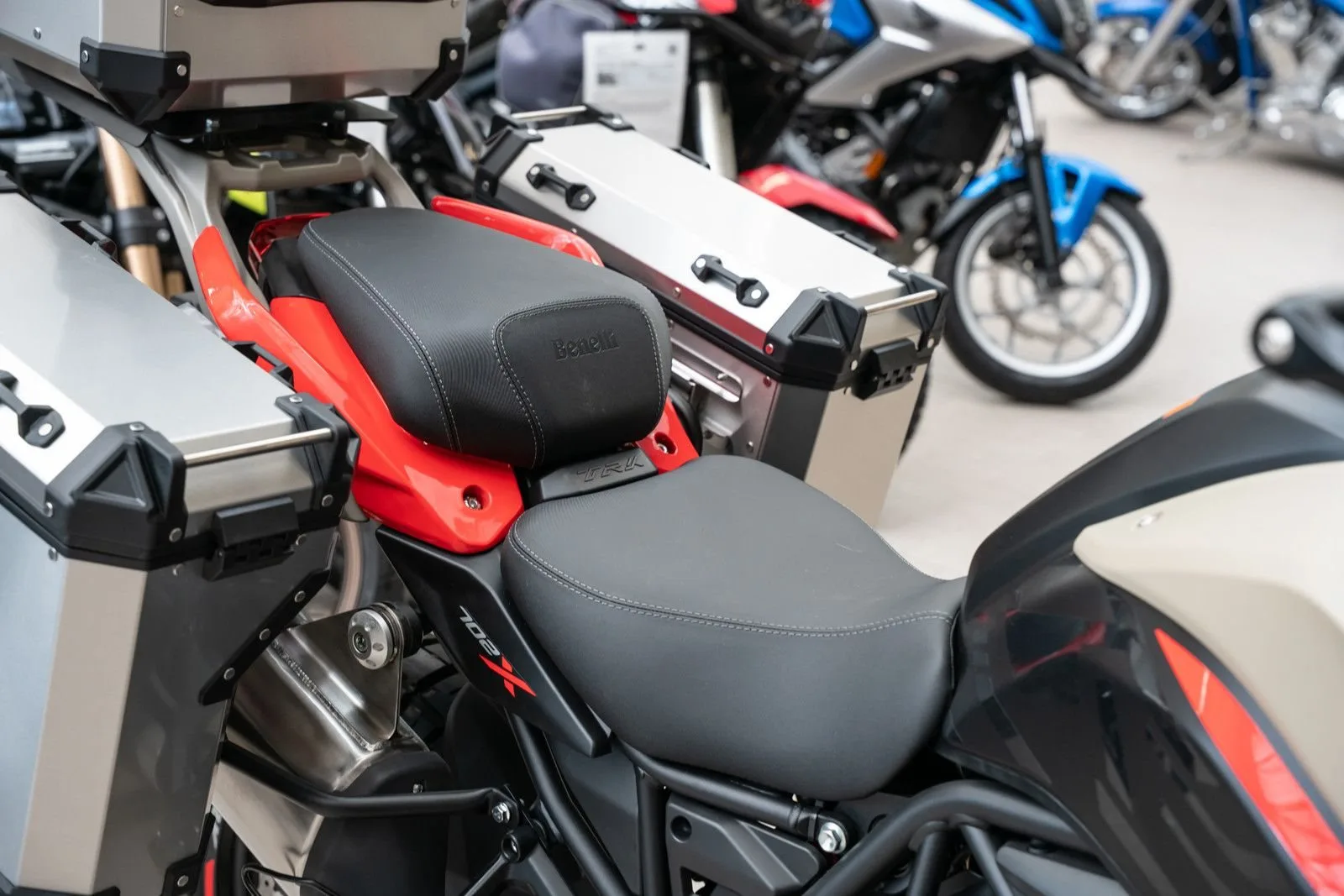 Benelli TRK 702 X