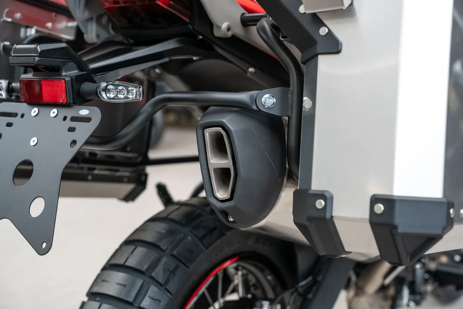 Benelli TRK 702 X
