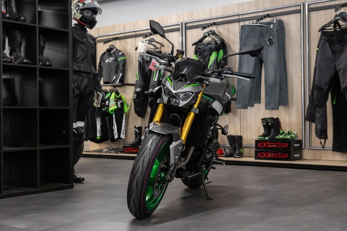 Kawasaki Z900 SE
