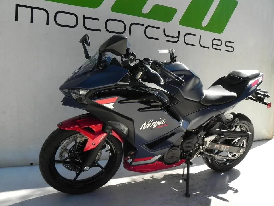 Kawasaki Ninja 500 SE