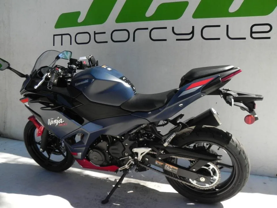 Kawasaki Ninja 500 SE