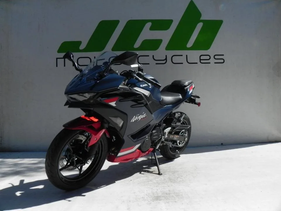Kawasaki Ninja 500 SE