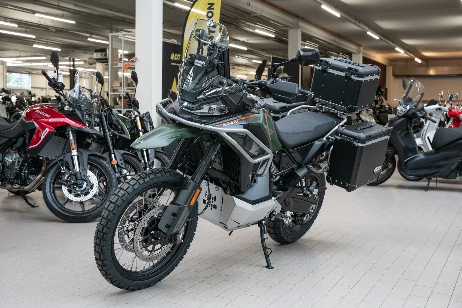 CFMOTO 1000MT-X