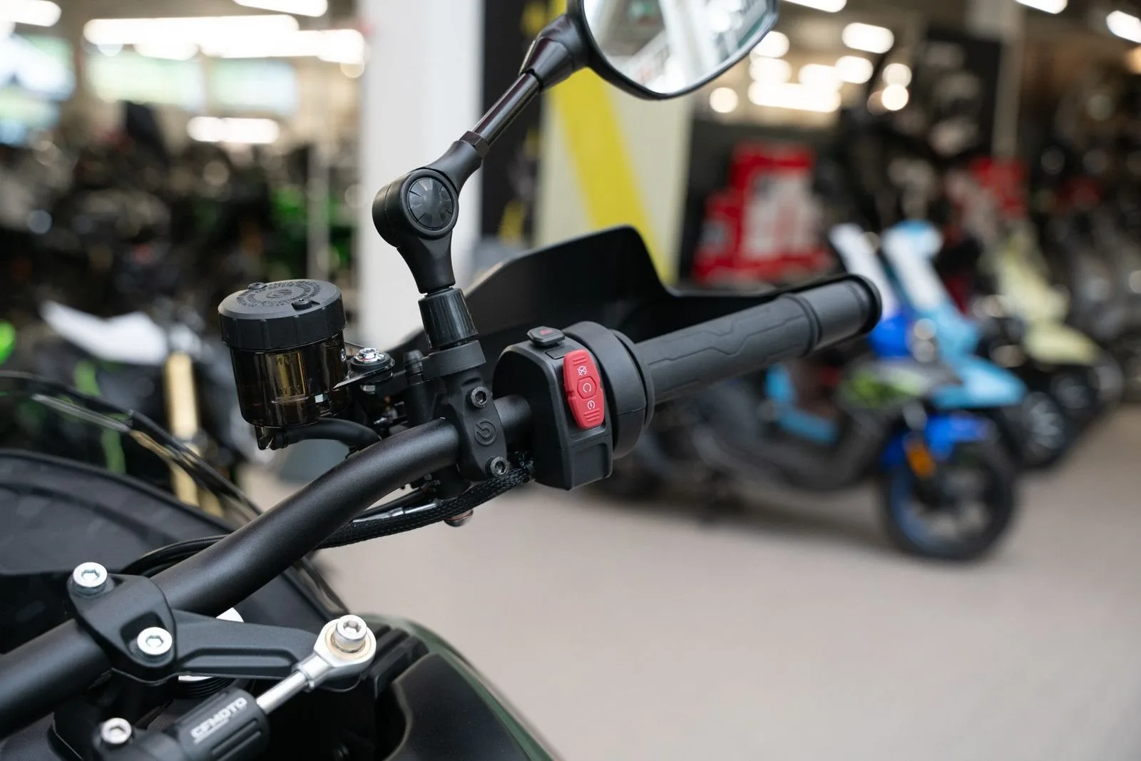 CFMOTO 1000MT-X