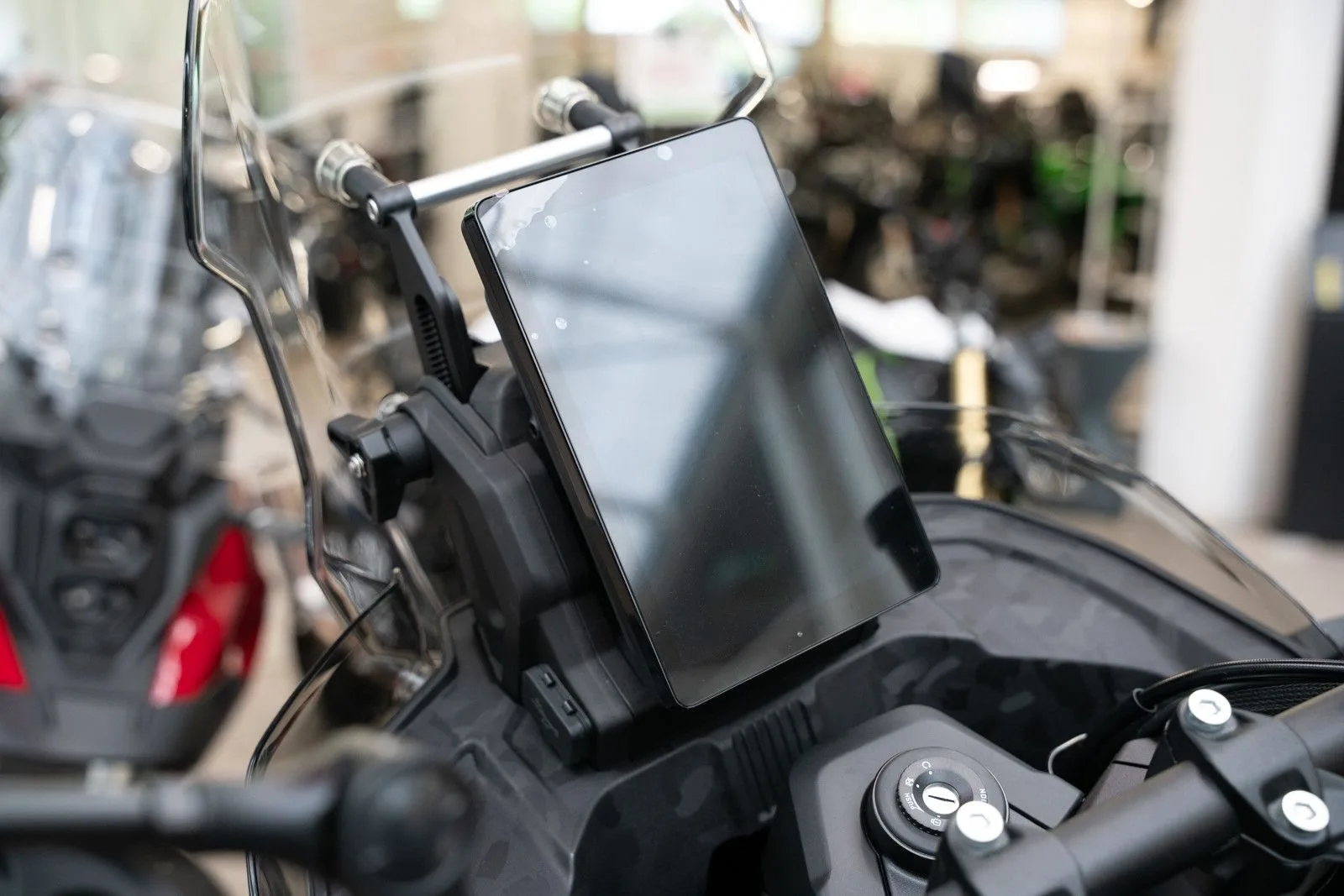 CFMOTO 1000MT-X