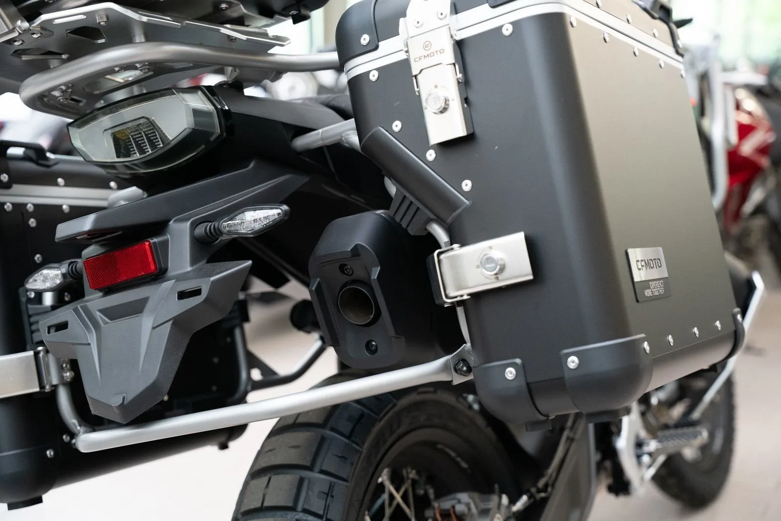 CFMOTO 1000MT-X