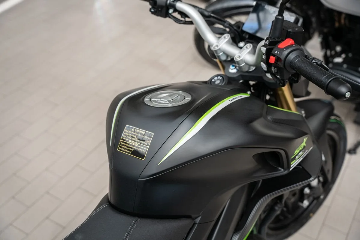 QJ Motor SRK 125 S