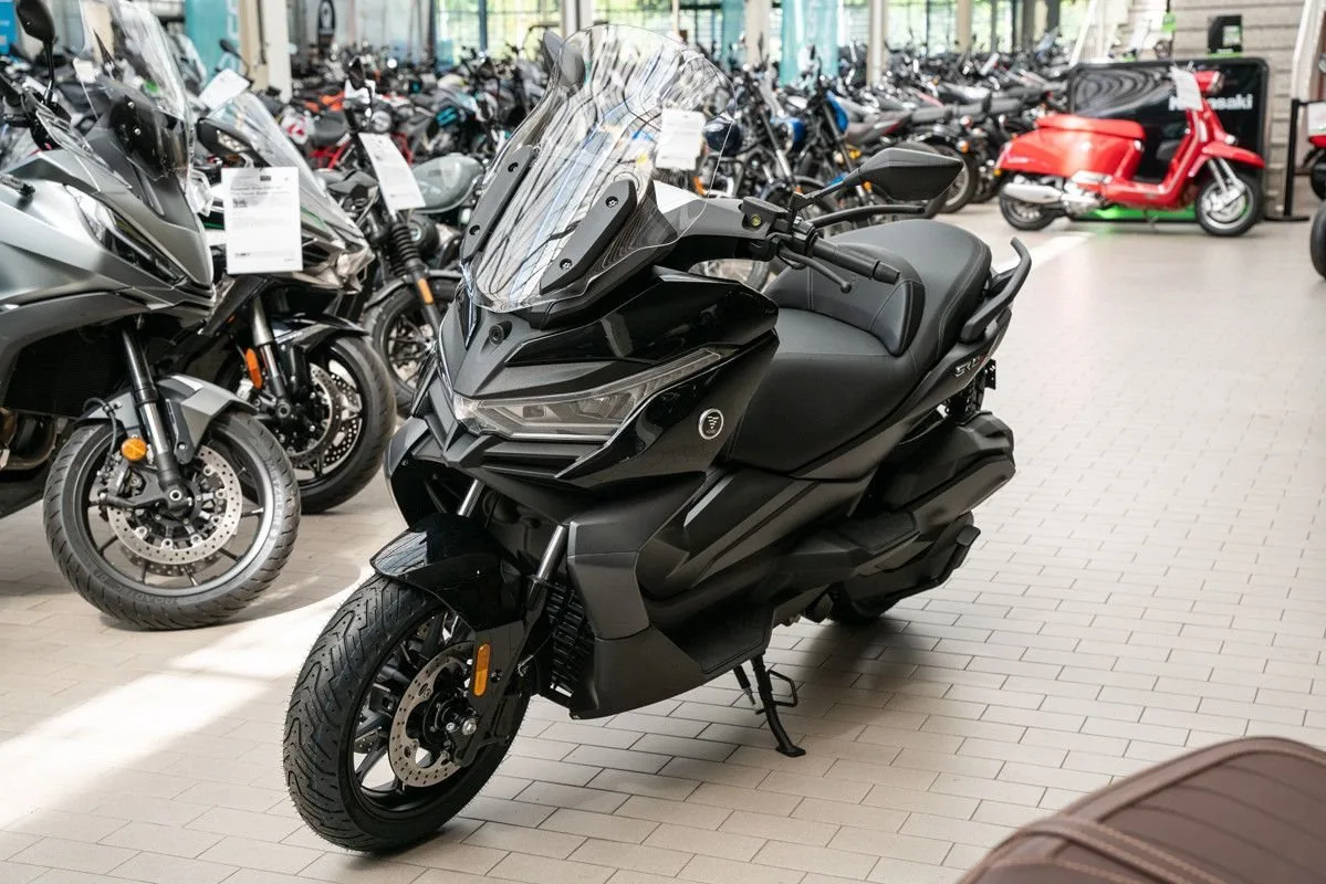 Voge SR4 350 LUXURY