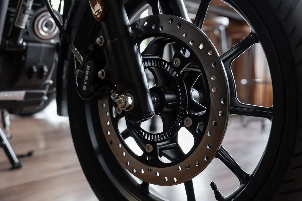 Royal Enfield HNTR 350