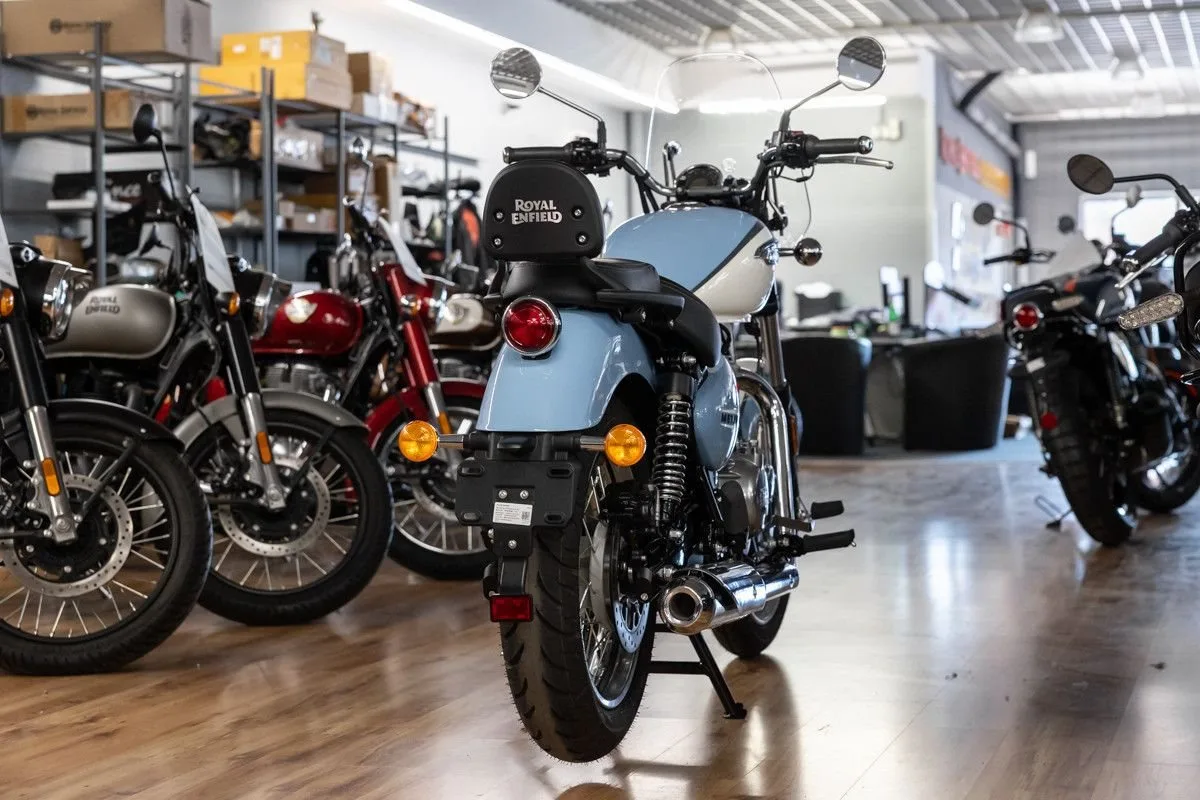 Royal Enfield Meteor 350 Aurora