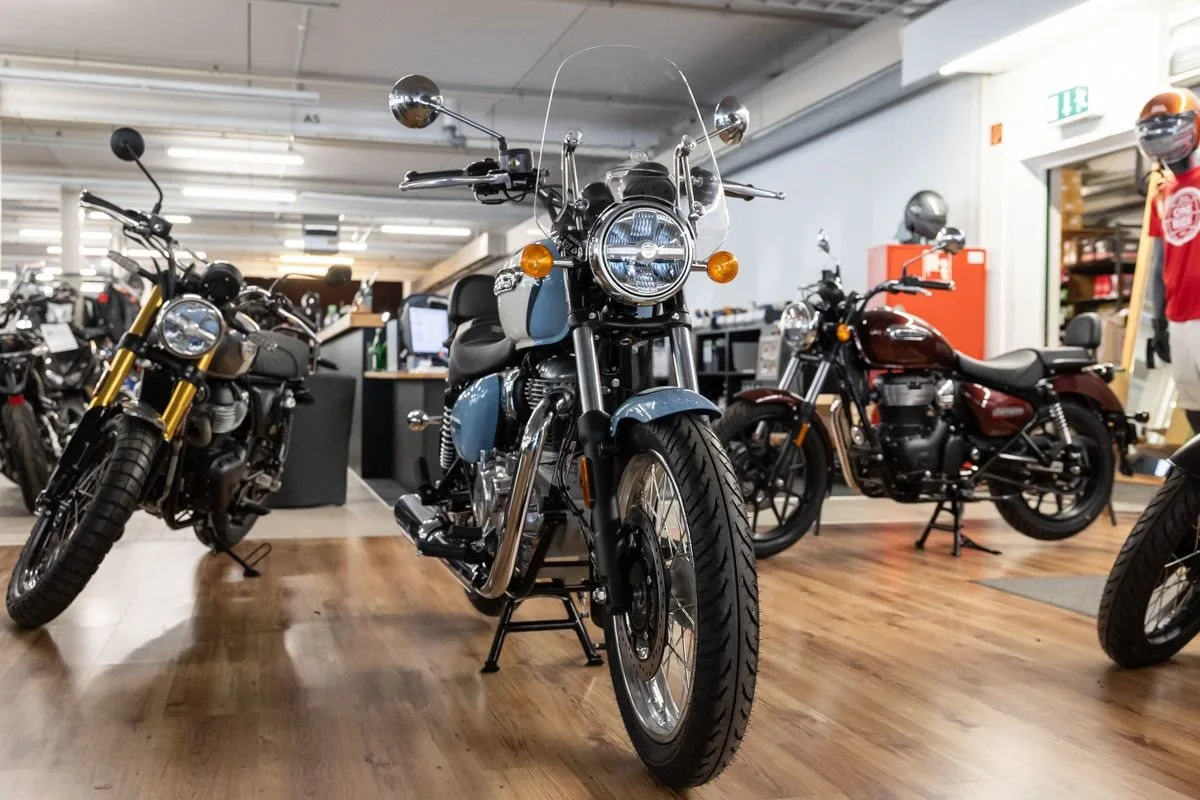 Royal Enfield Meteor 350 Aurora