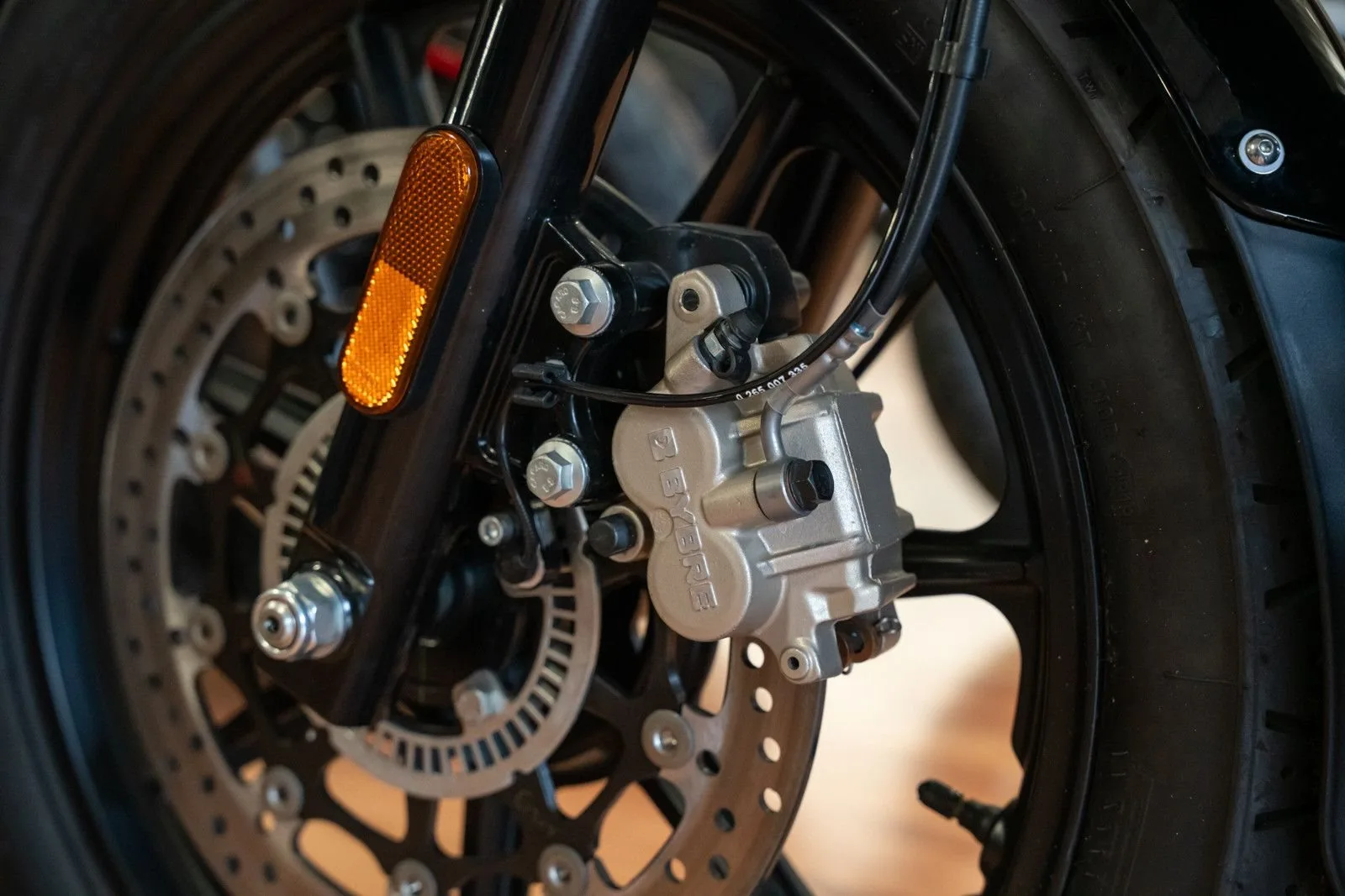 Royal Enfield Interceptor 650