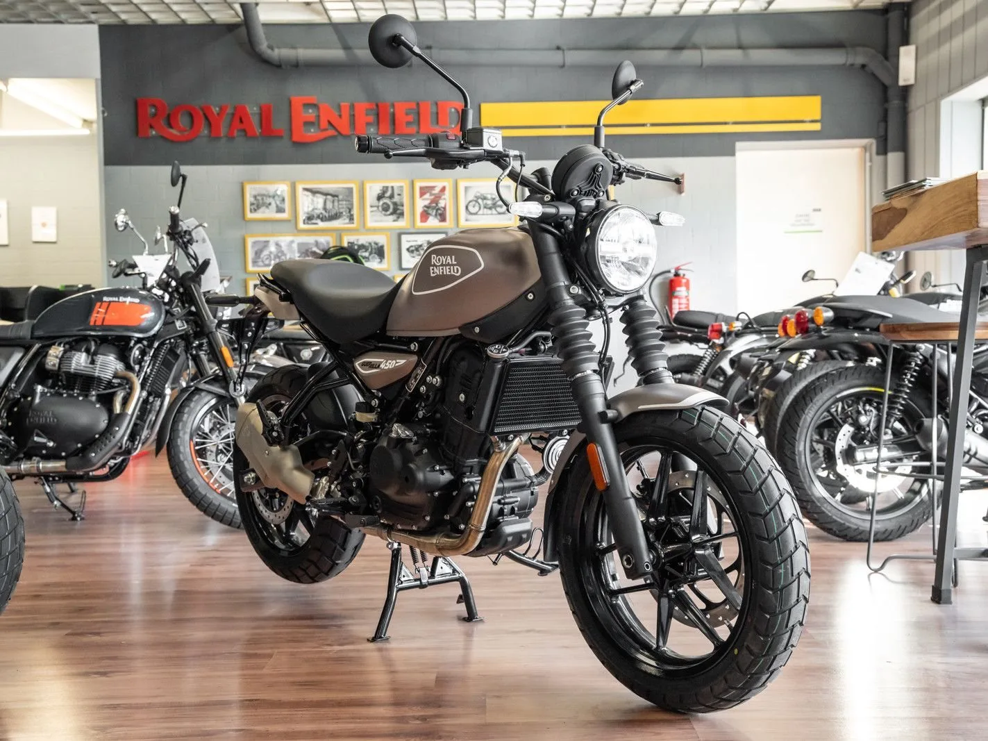 Royal Enfield Guerrilla 450