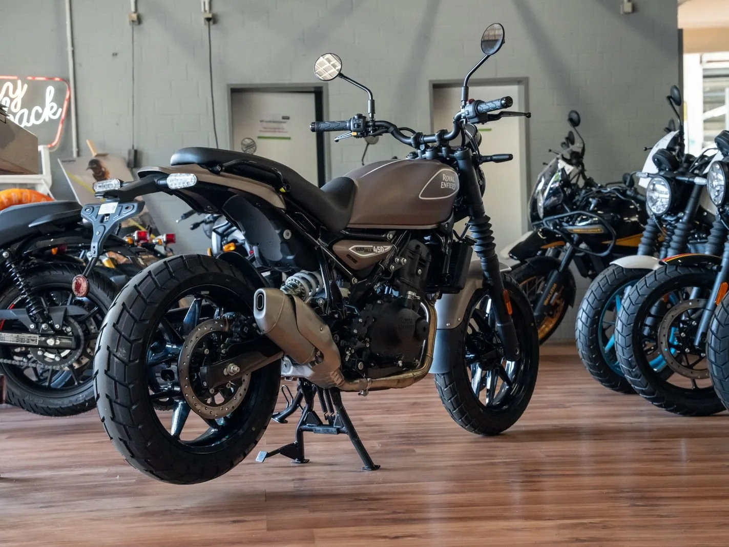 Royal Enfield Guerrilla 450