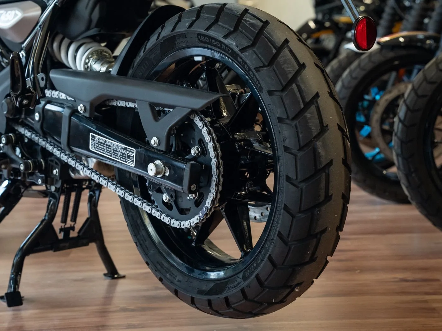Royal Enfield Guerrilla 450