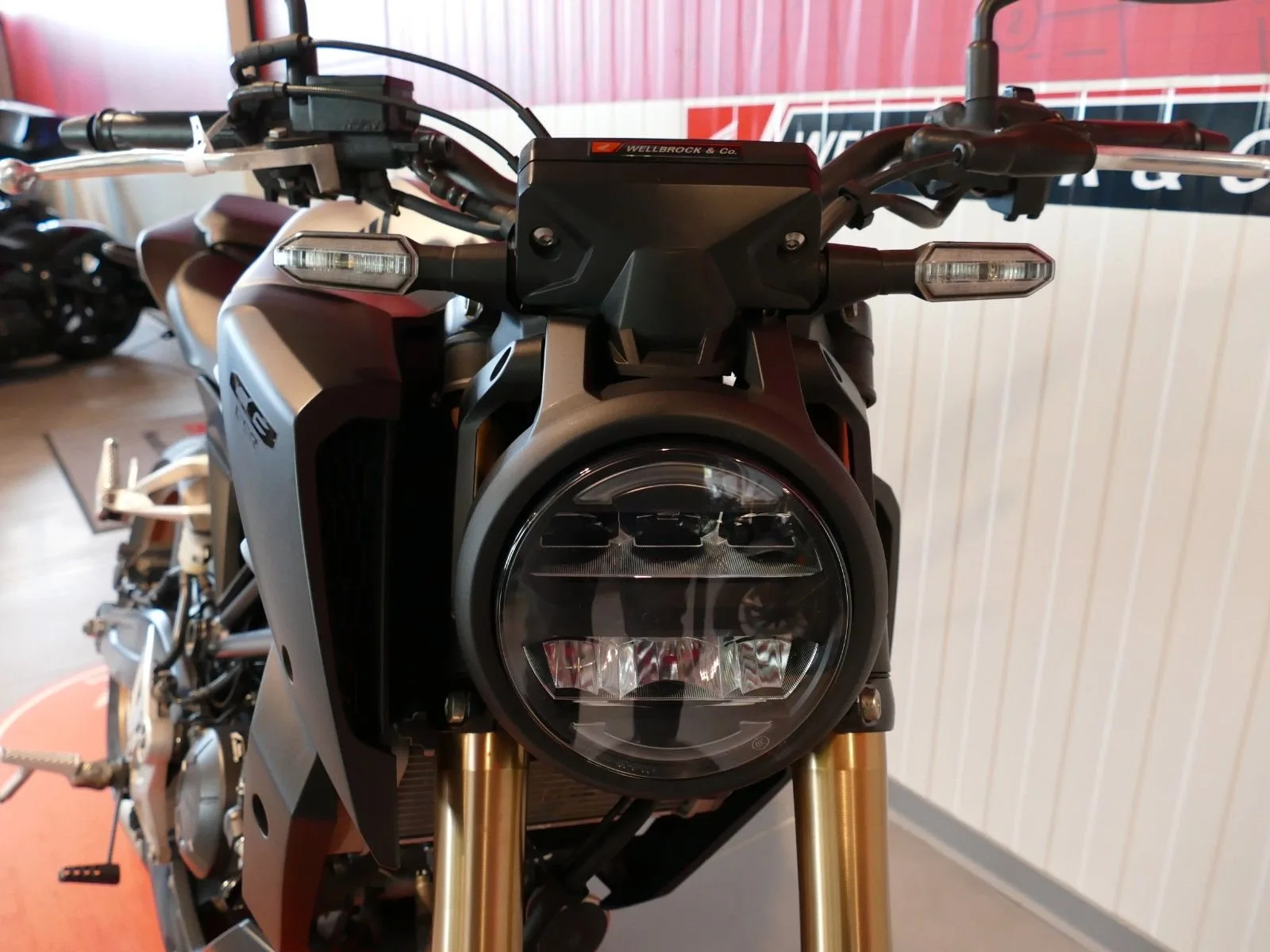Honda CB125R ABS