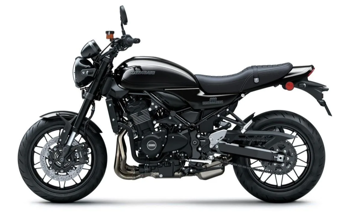 Kawasaki Z900 RS Black Ball Edition