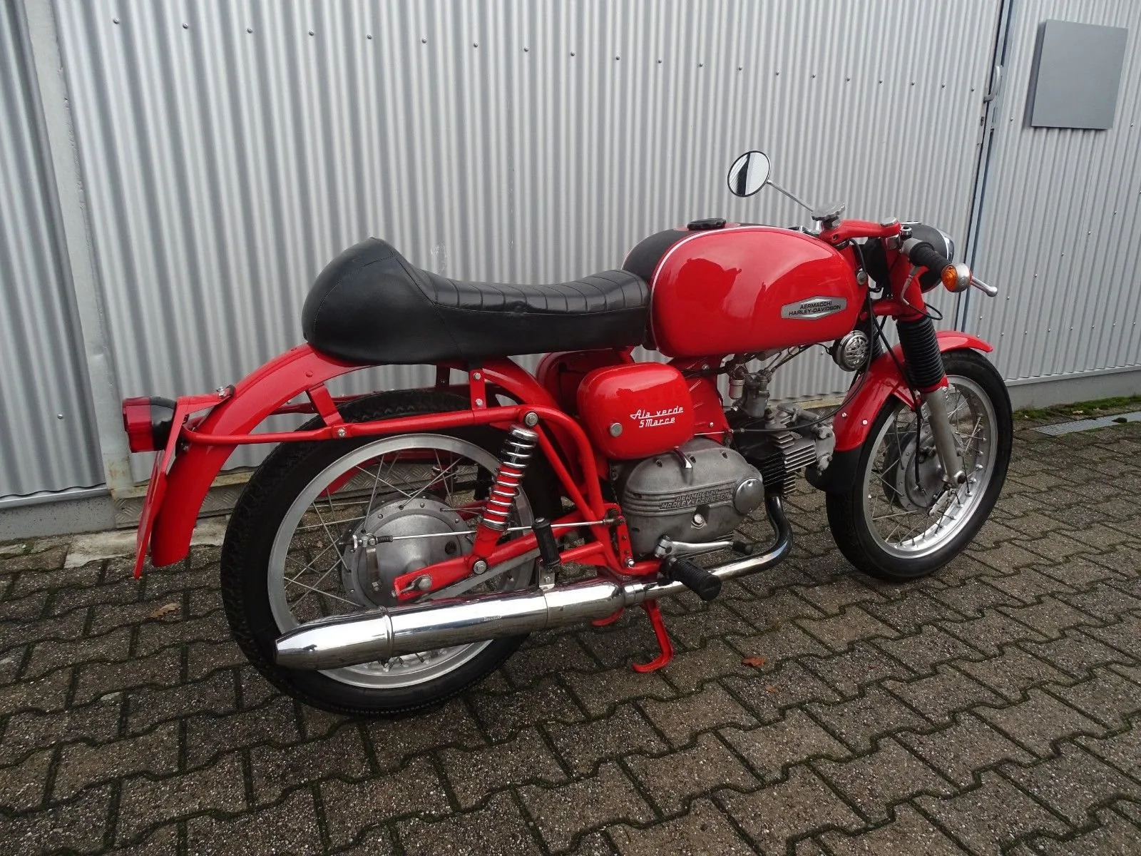 Aermacchi Ala Verde 250