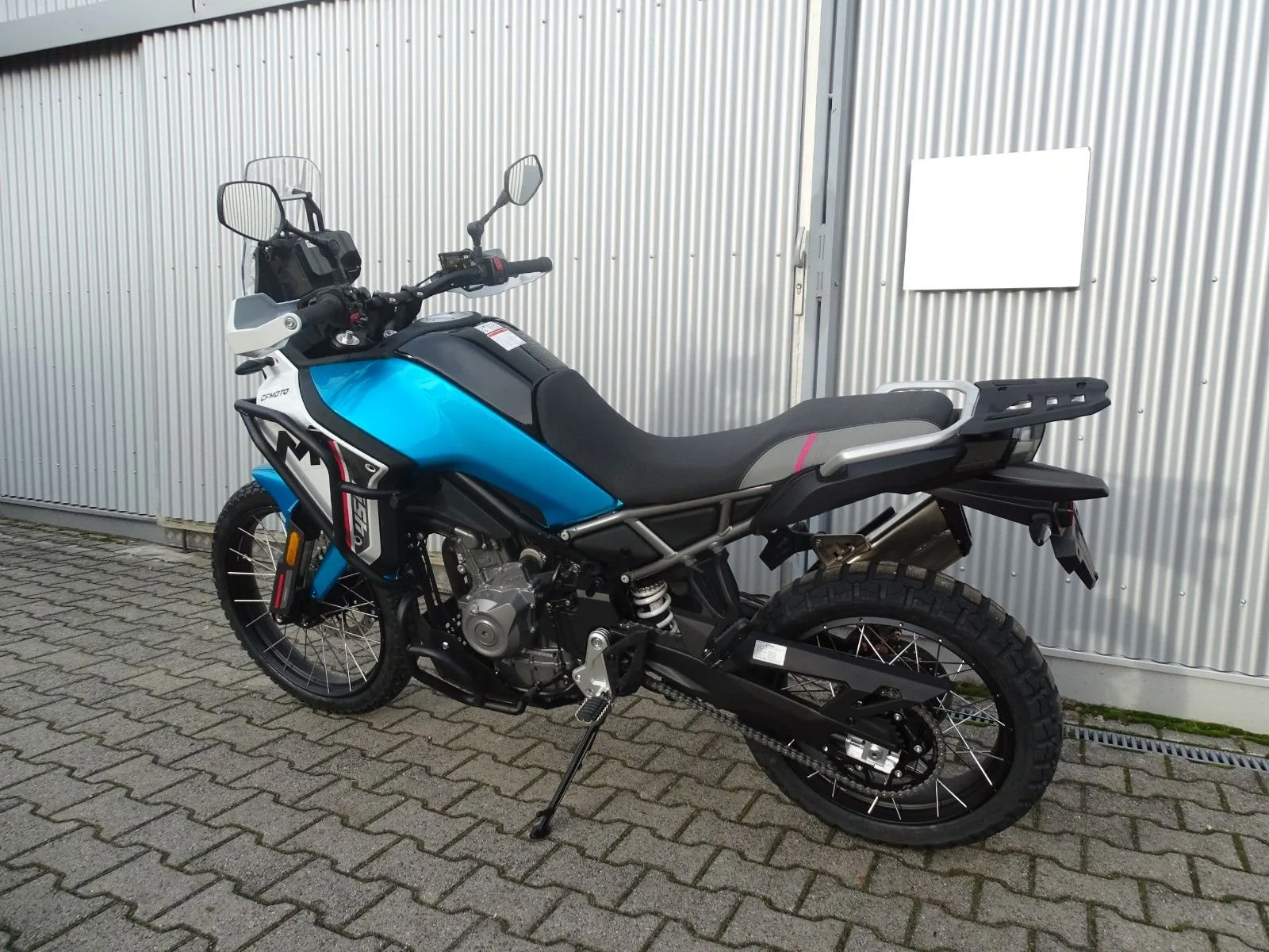 CFMOTO 450MT