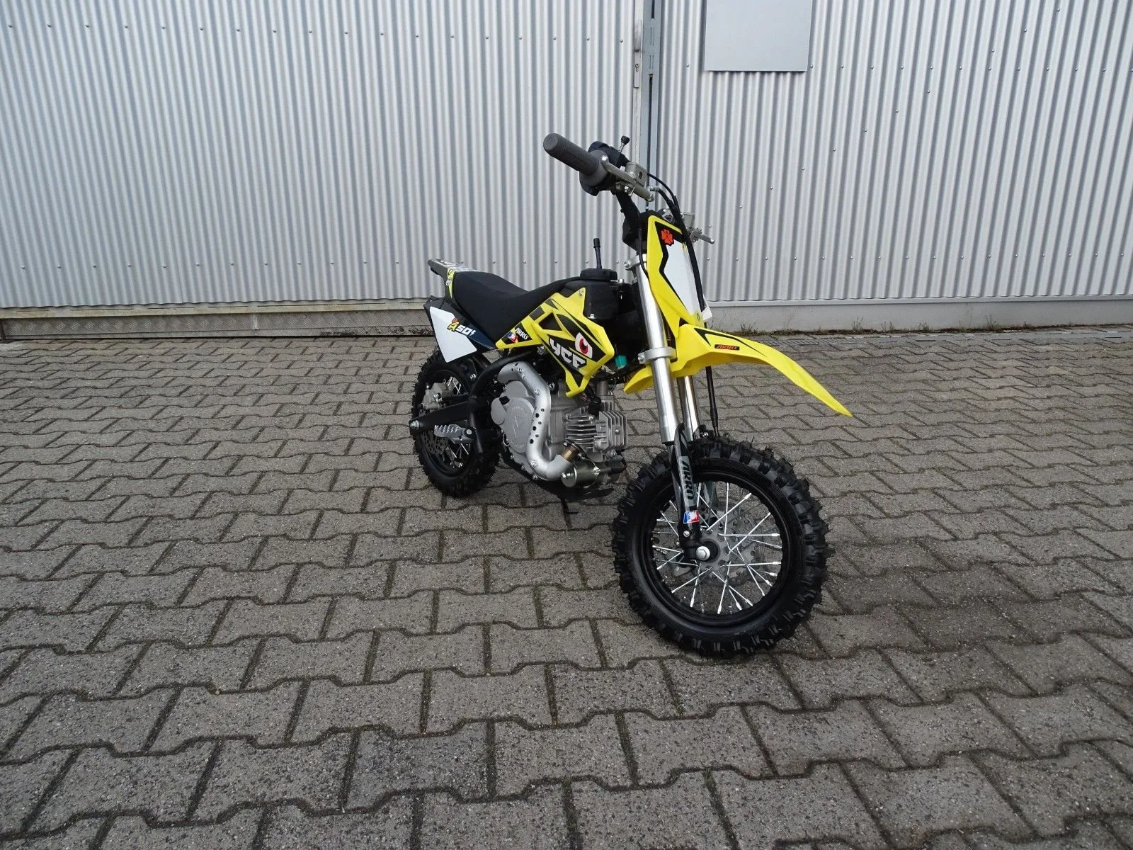 YCF 50a E - 2025