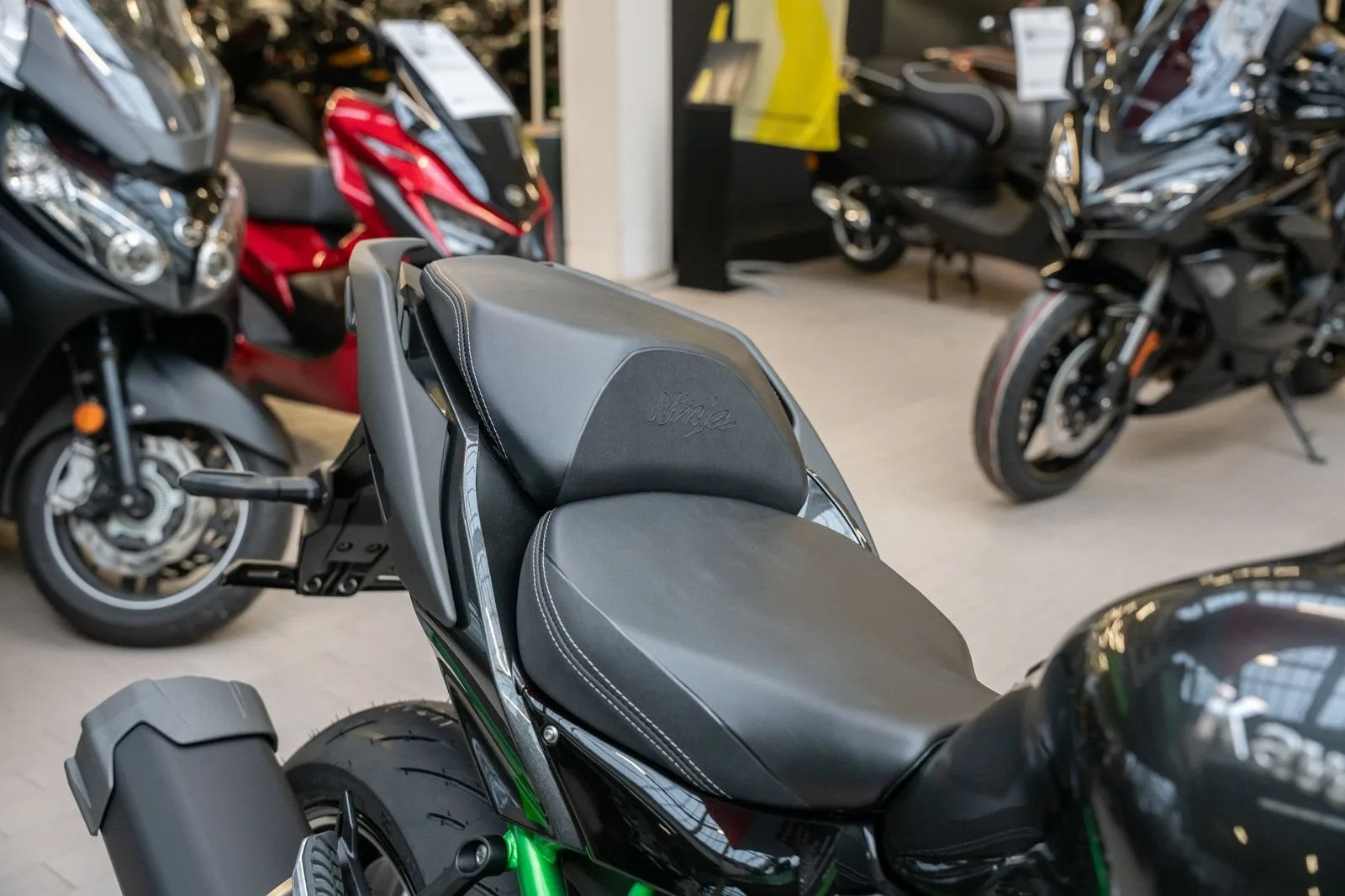 Kawasaki Ninja H2 SX SE