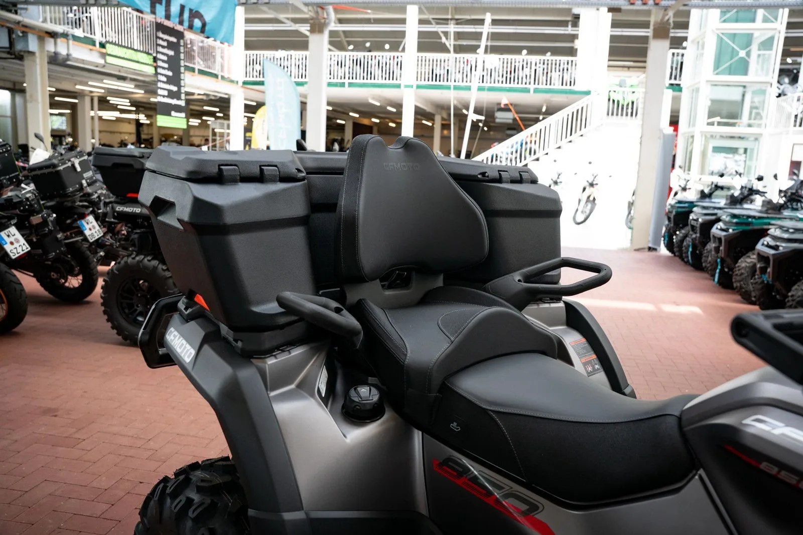 CFMOTO CForce 850 Touring Pro Limited