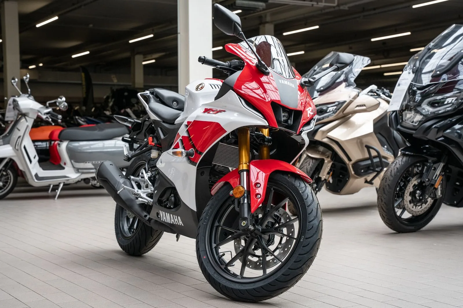 Yamaha R125