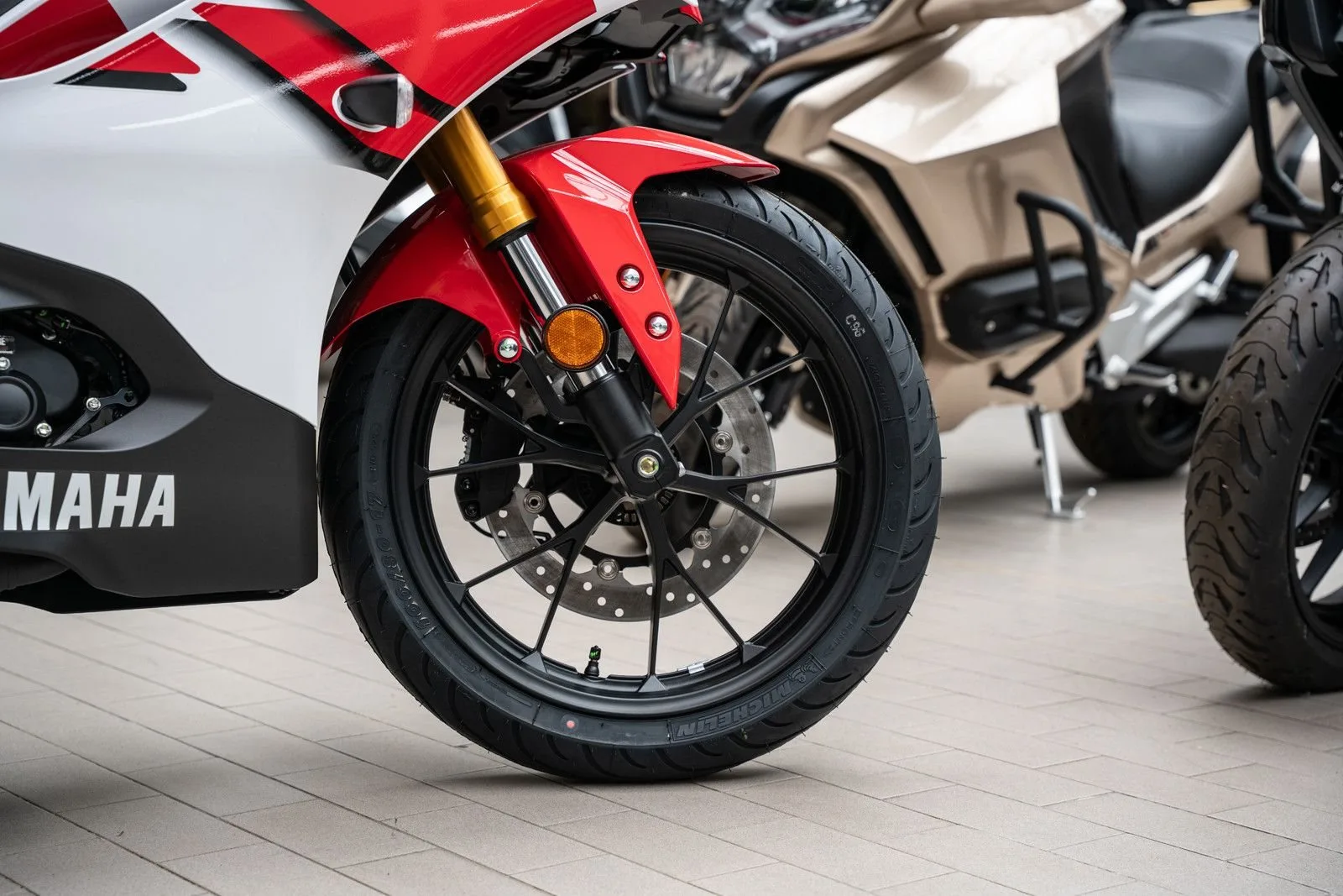 Yamaha R125