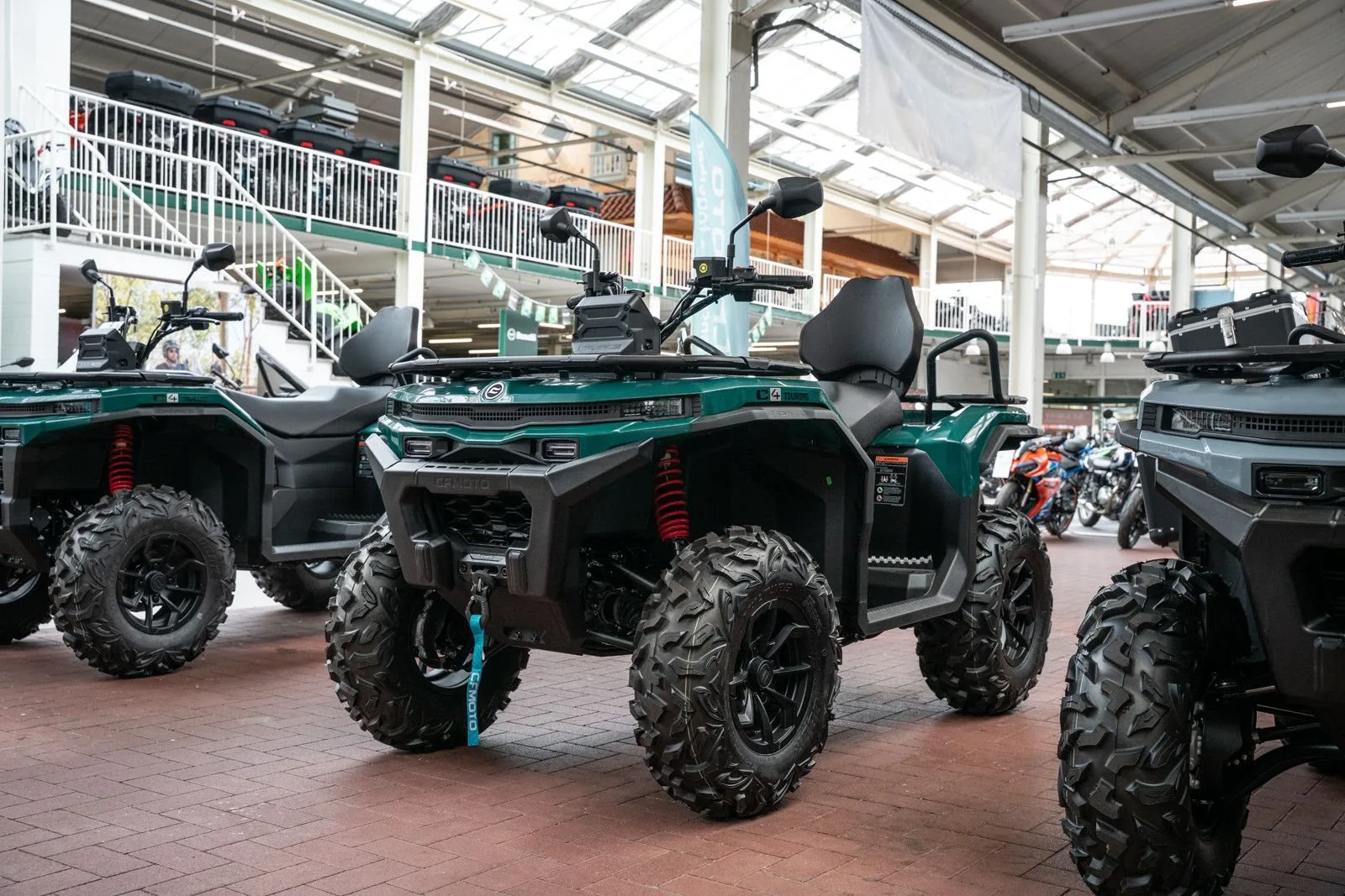 CFMOTO CFORCE C4 Touring ABS EPS