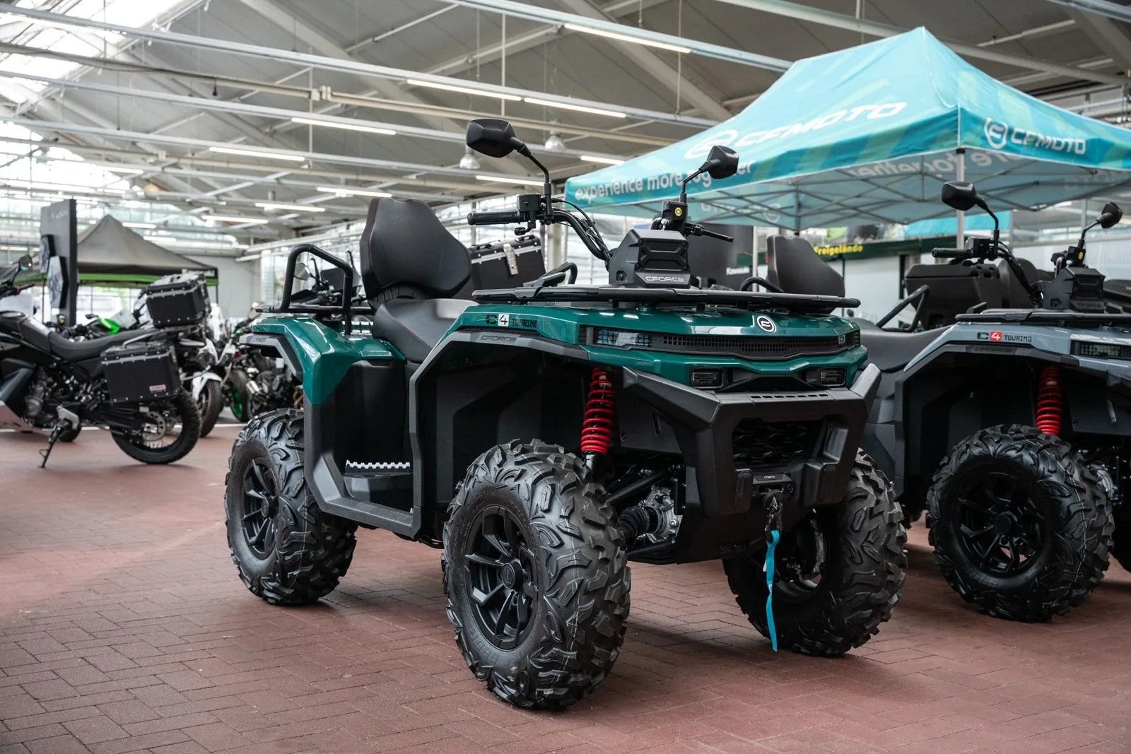 CFMOTO CFORCE C4 Touring ABS EPS