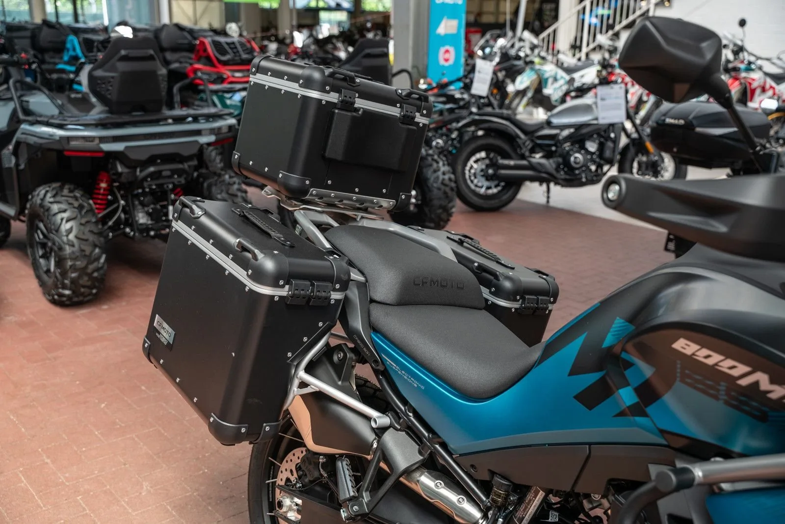 CFMOTO 800MT-ES
