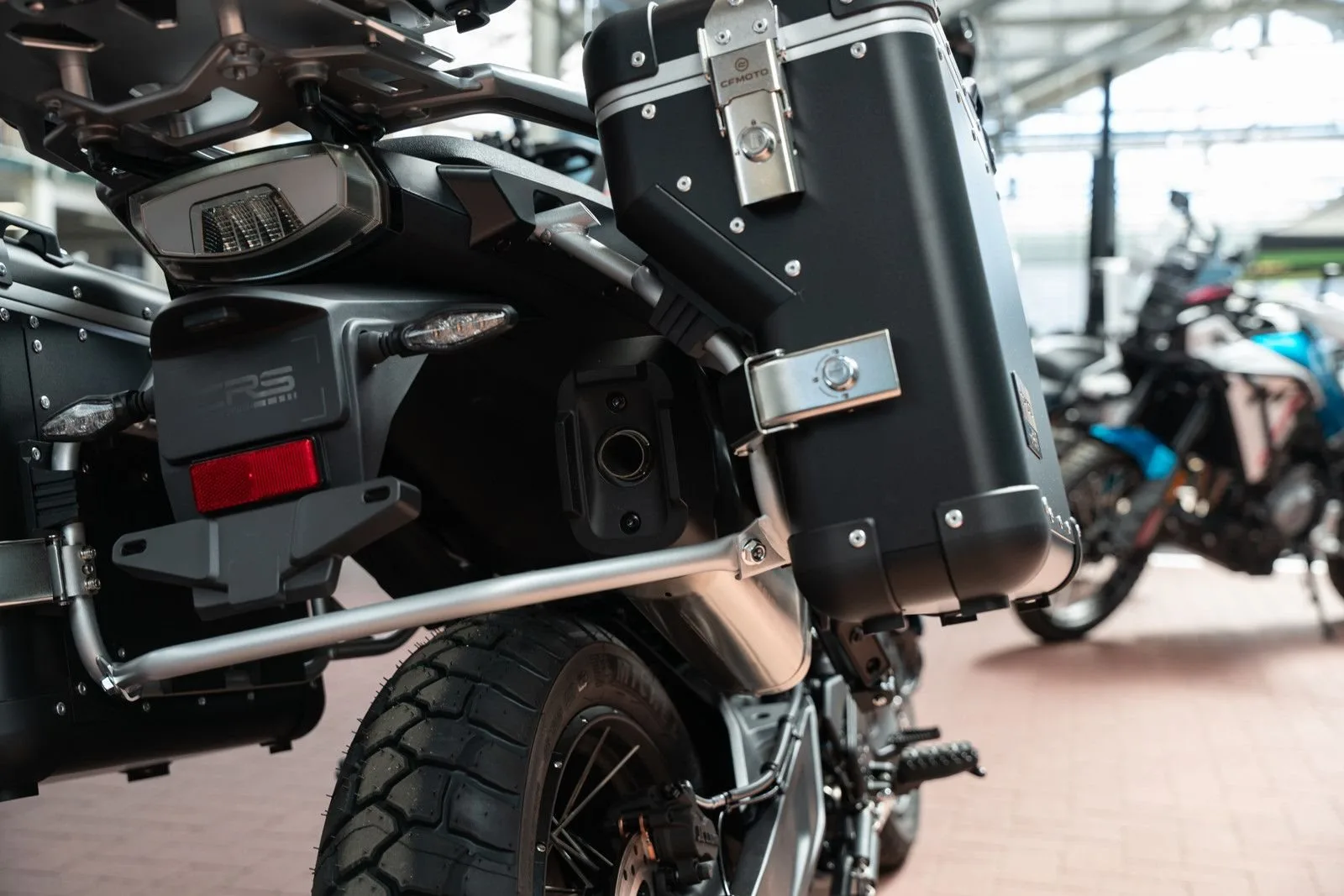 CFMOTO 800MT-ES