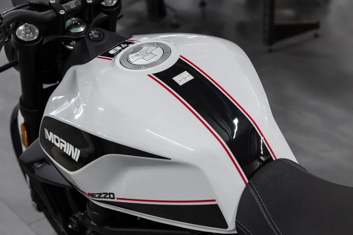 Moto Morini 6 1/2 Seiemmezzo STR