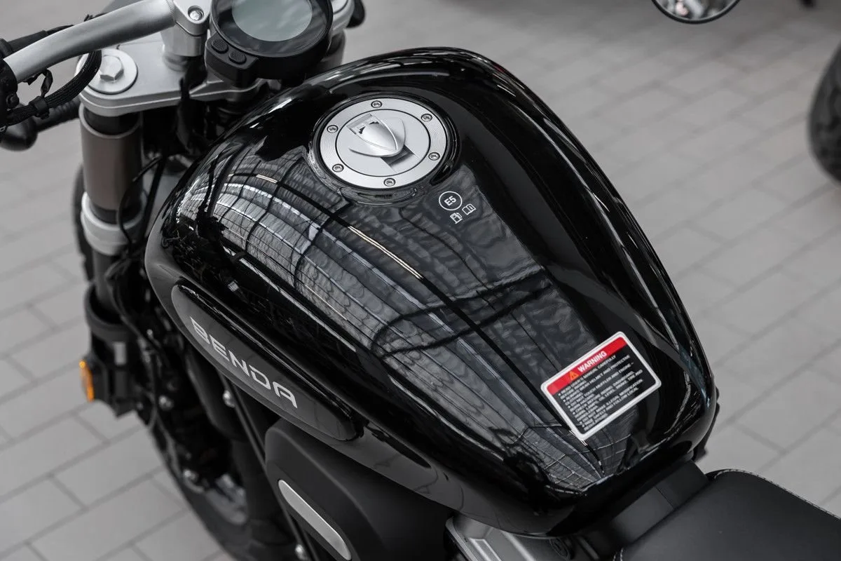 Benda Chinchilla 125
