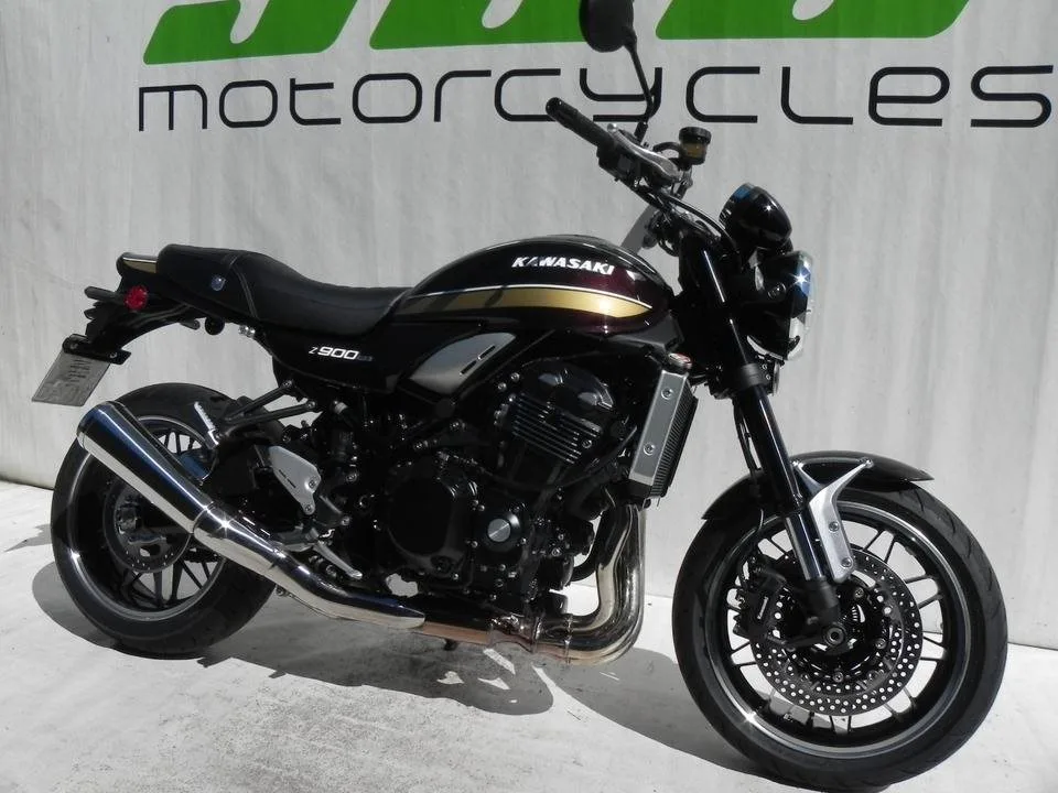 Kawasaki Z900 RS