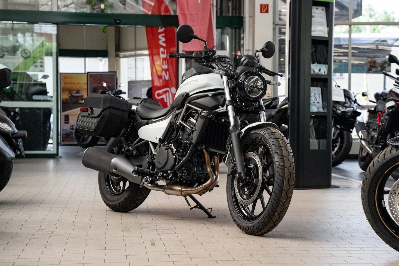 Kawasaki Eliminator 500