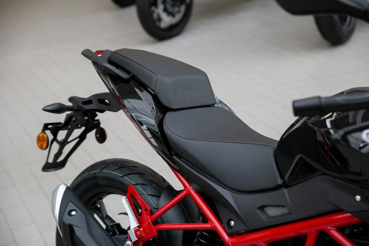Benelli BN 125