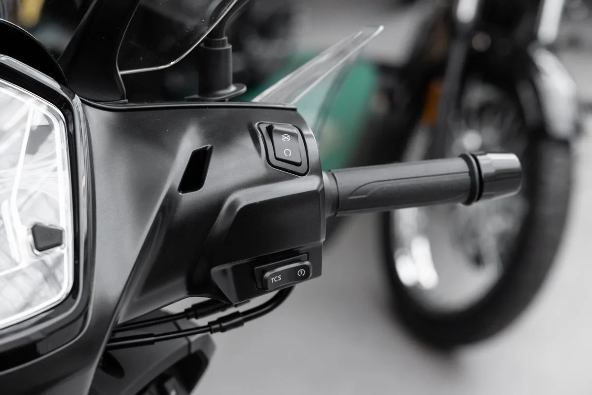Voge SR16 125 ABS TCS