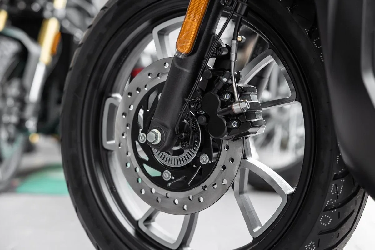 Voge SR16 125 ABS TCS