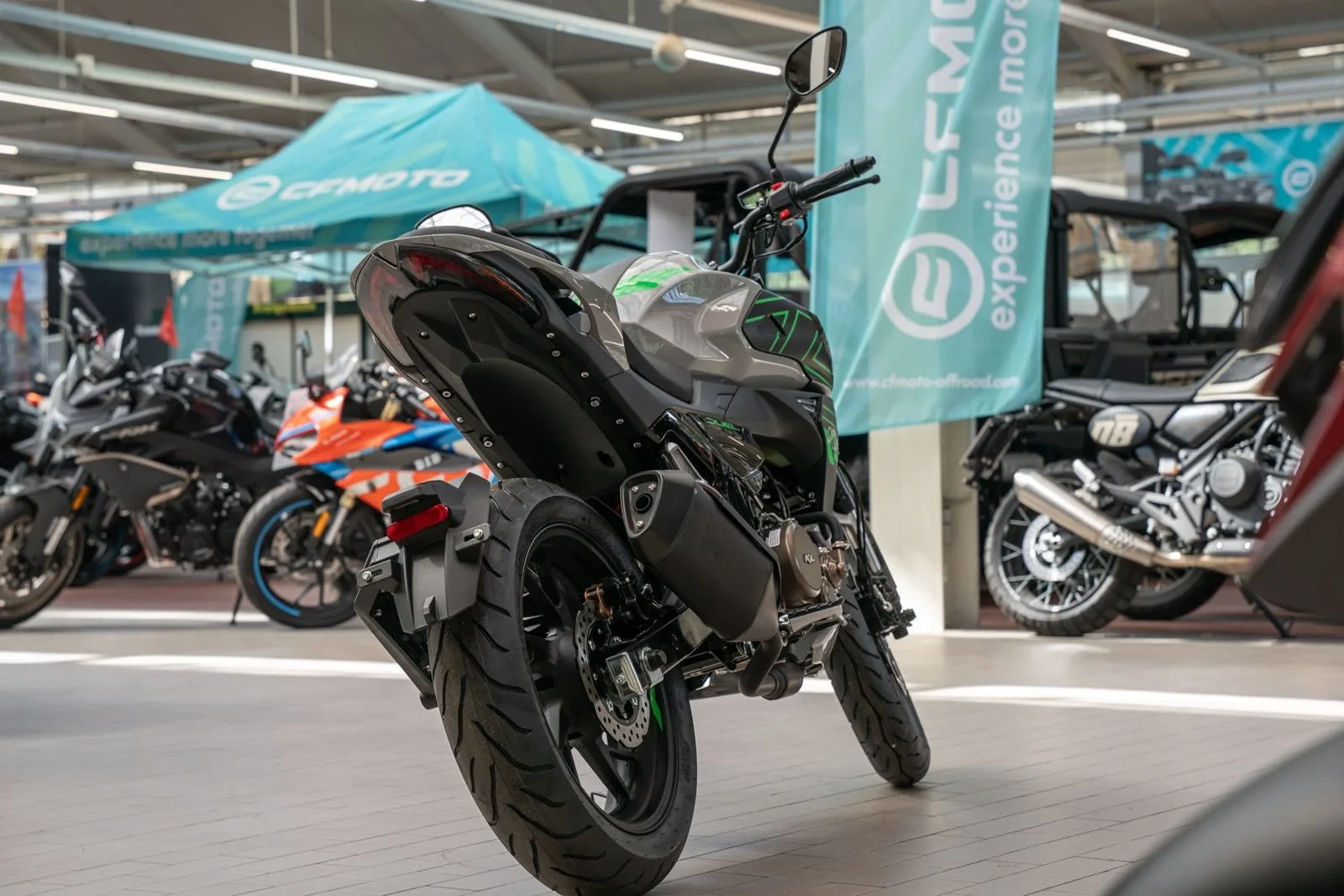 KL Motors KXE 125