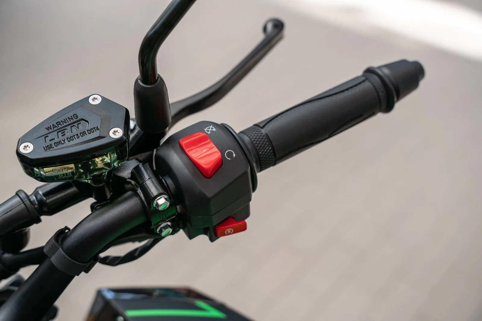 KL Motors KXE 125