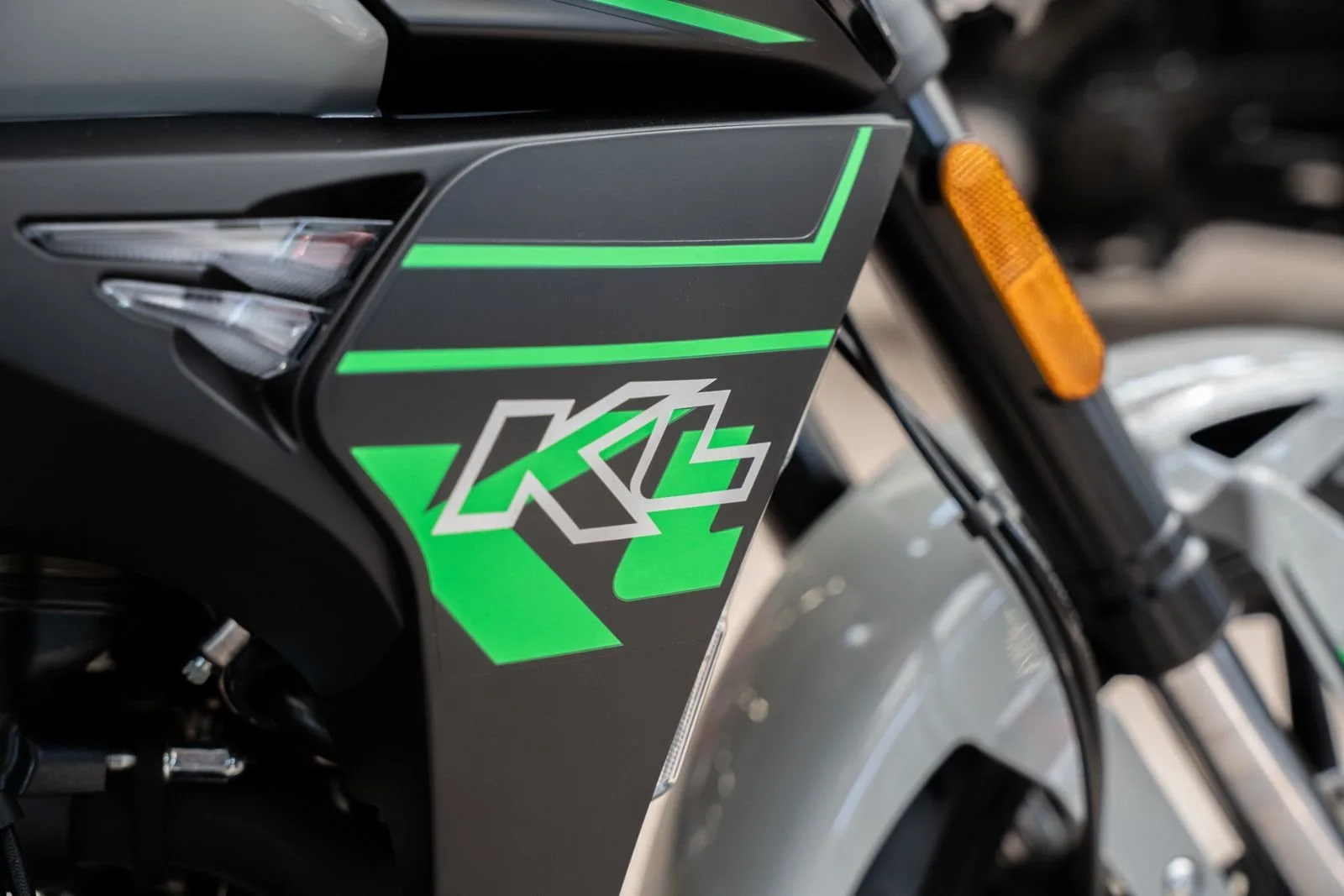 KL Motors KXE 125