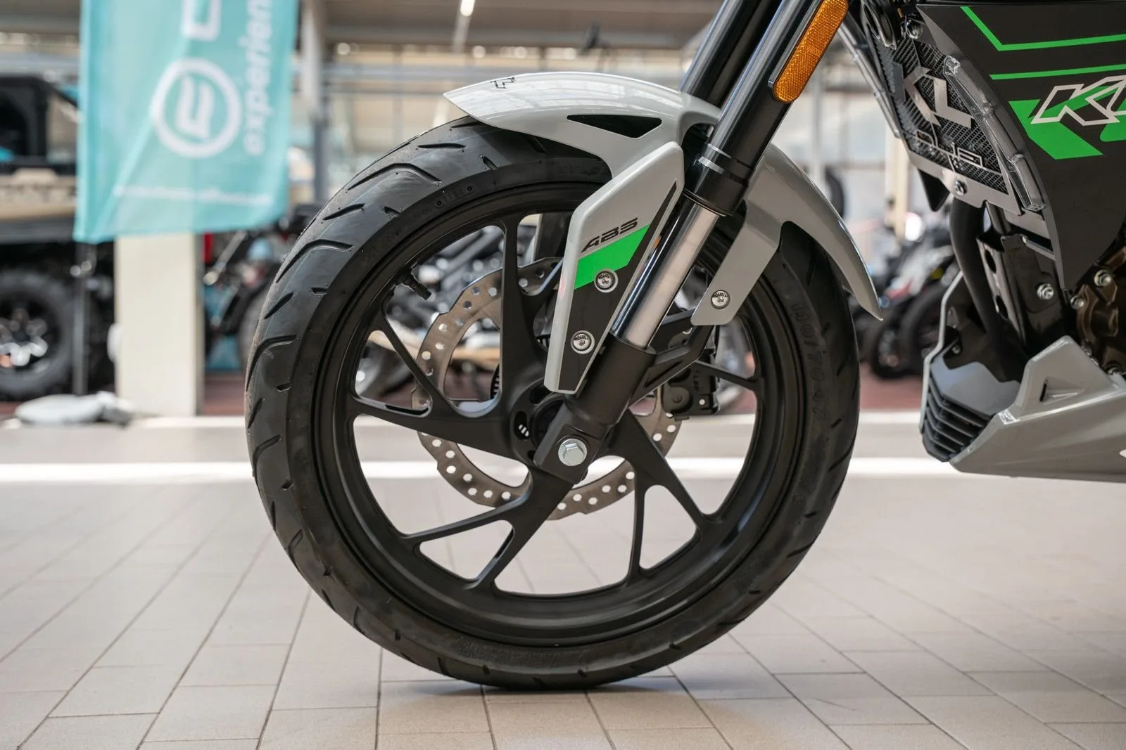 KL Motors KXE 125