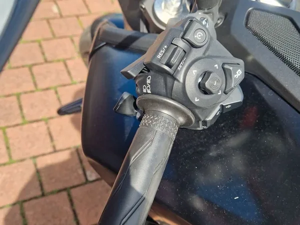 Yamaha MT-09 Y-AMT 35kW