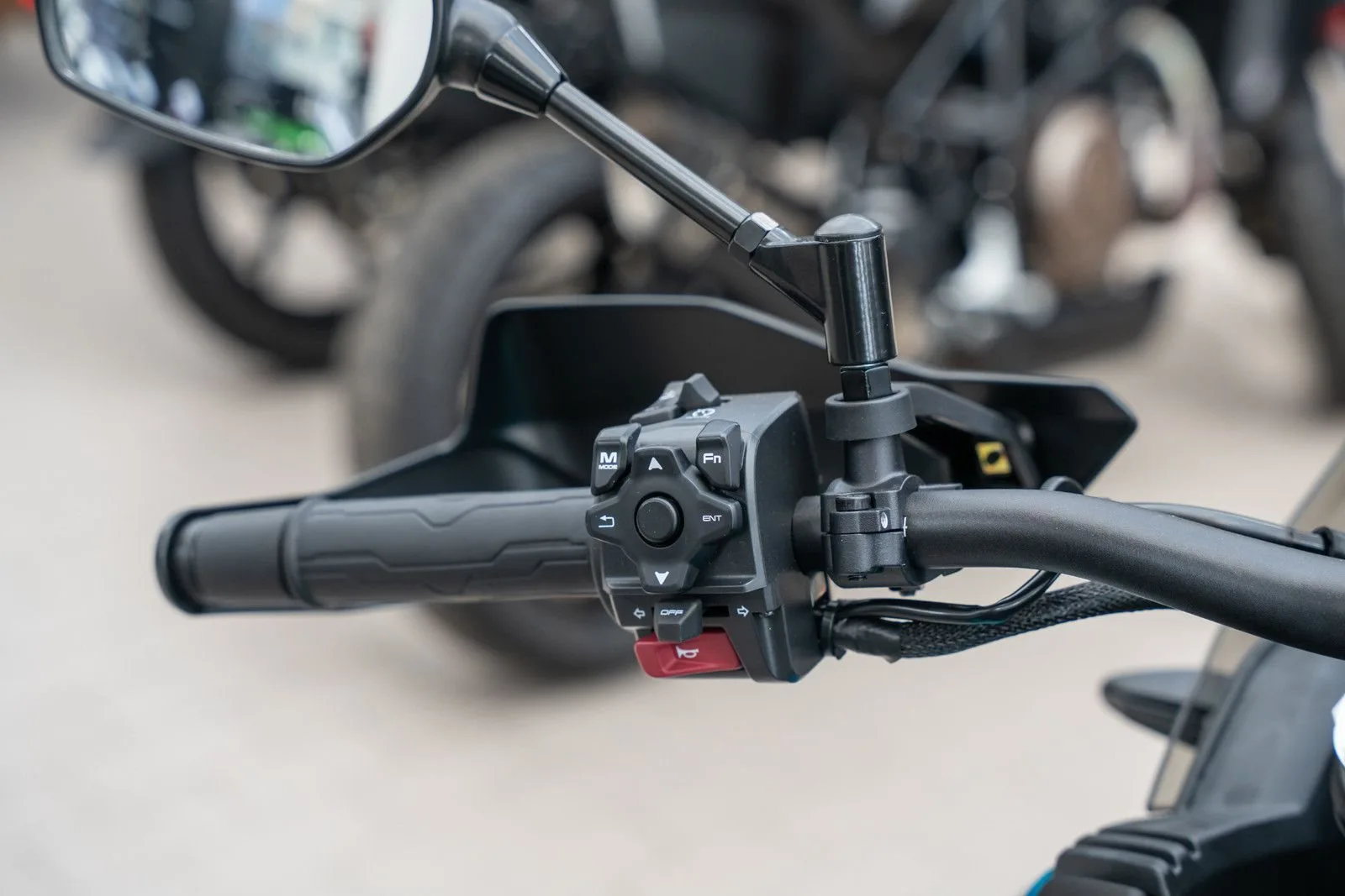 CFMOTO 800MT-X
